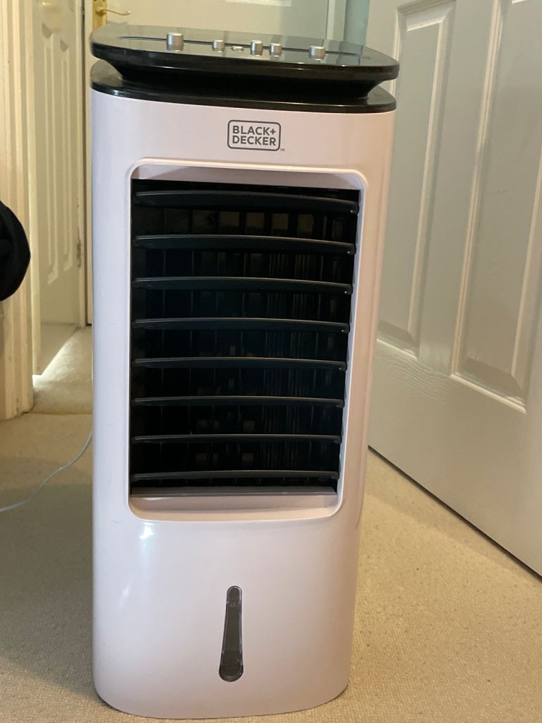 BLACK+DECKER Tower Fan / Air Cooler – Excellent Condition