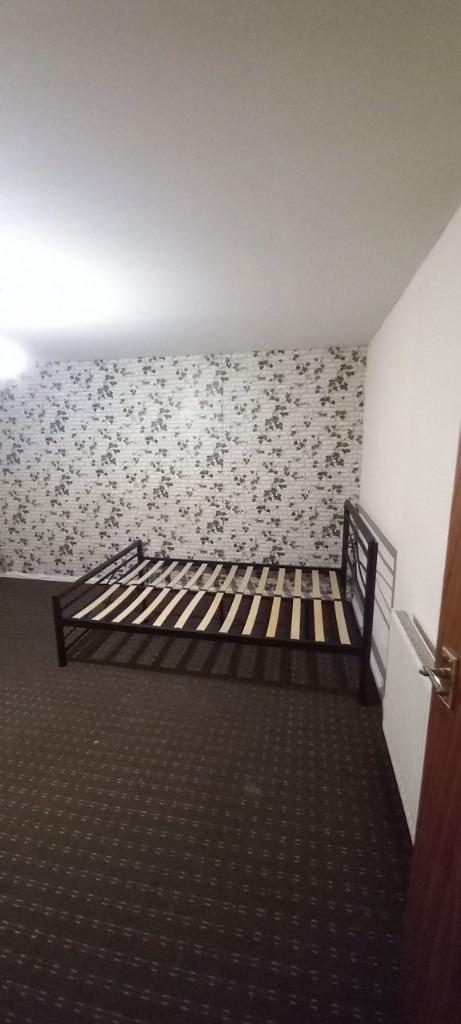 **AVAILABLE**1 BED**FIRST FLOOR FLAT**UTTOXETER ROAD**LONGTON