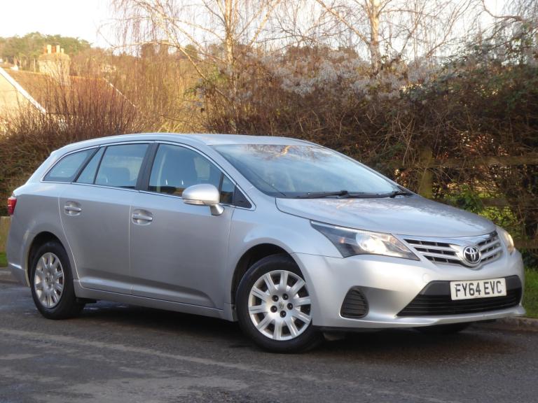 2014 Toyota Avensis 2.0 D-4D Active 5dr Long MOT £35 Road TAX ESTATE Diesel Manual
