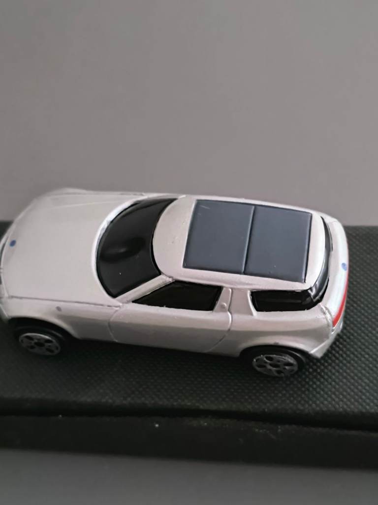 Very rare Maisto 2002 Saab 9x concept 