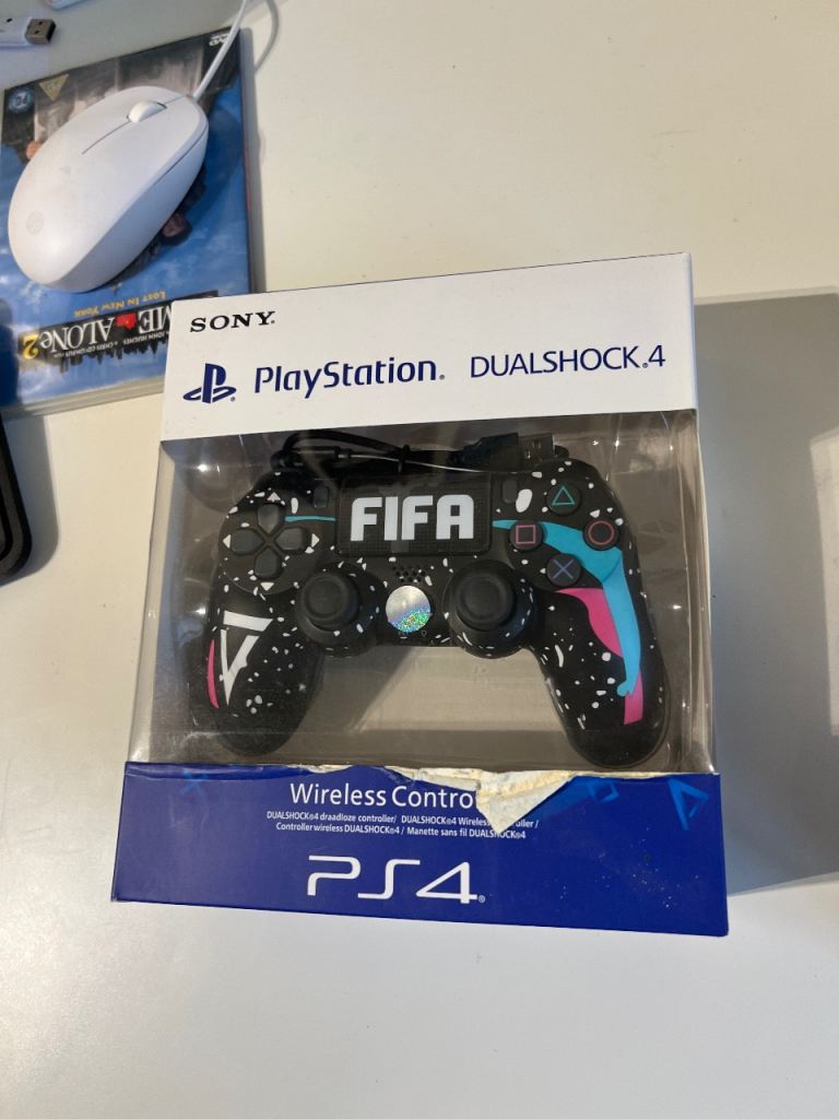 PS4 Dual Shock  controller Fifa brand new 