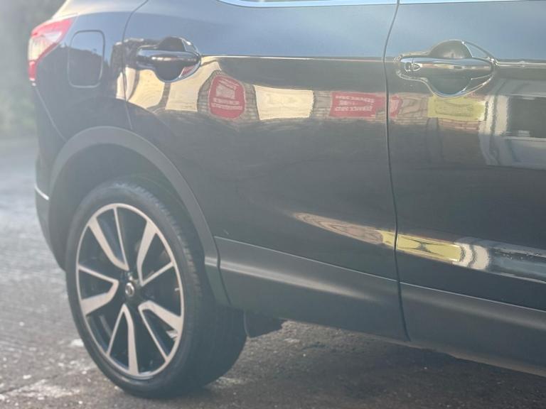 2016 Nissan Qashqai 1.6 dCi Tekna XTRON 2WD Euro 6 (s/s) 5dr Diesel