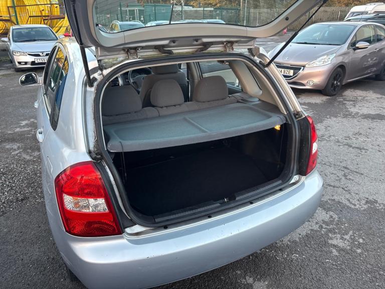 2005 Kia Cerato 1.6 LX 5dr AUTOMATIC - New Mot On sale - HATCHBACK Petrol Automatic