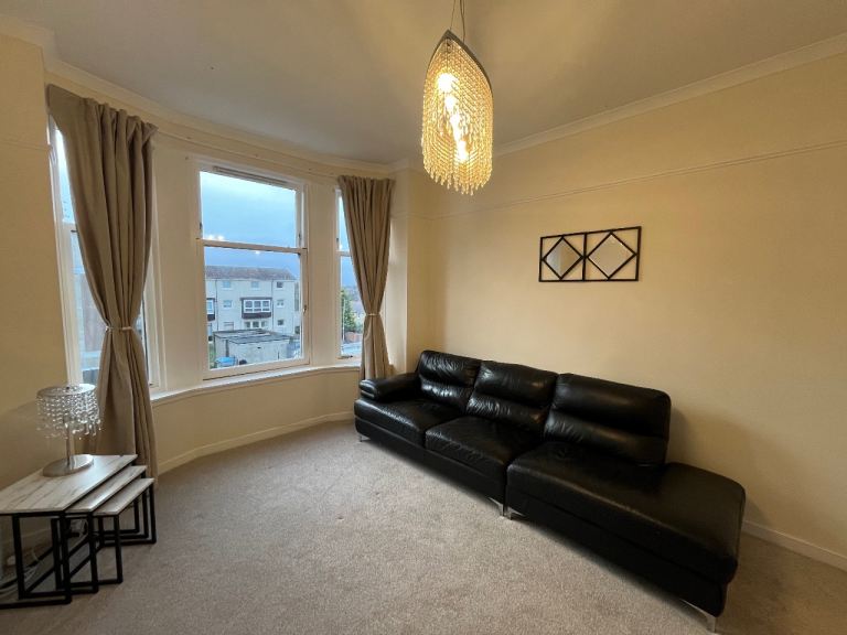 One bedroom full furnished flat for rent Cambuslang 
