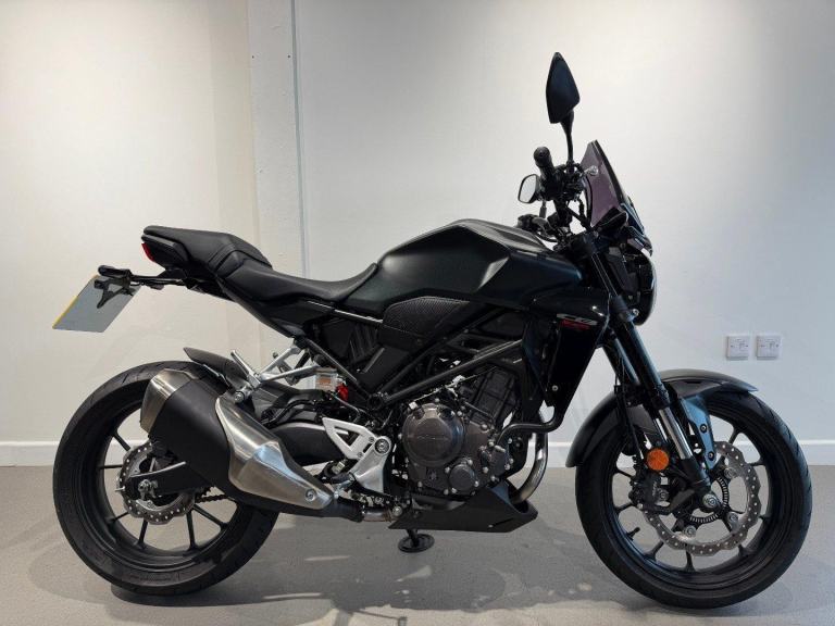2023 HONDA CB300R, '23 Plate with 1856 miles