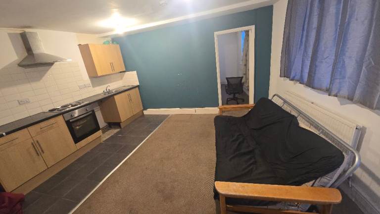 1 bed flat to let in netherfield, NG4 2FH