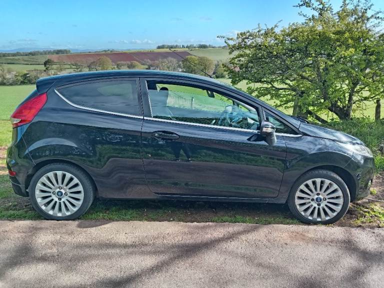 Ford, FIESTA, Hatchback, 2010, Manual, 1388 (cc), 3 doors