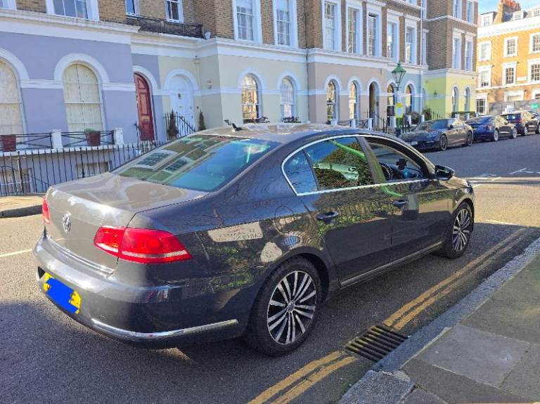 Volkswagen, PASSAT, Saloon, 2013, Manual, 1984 (cc), 4 doors