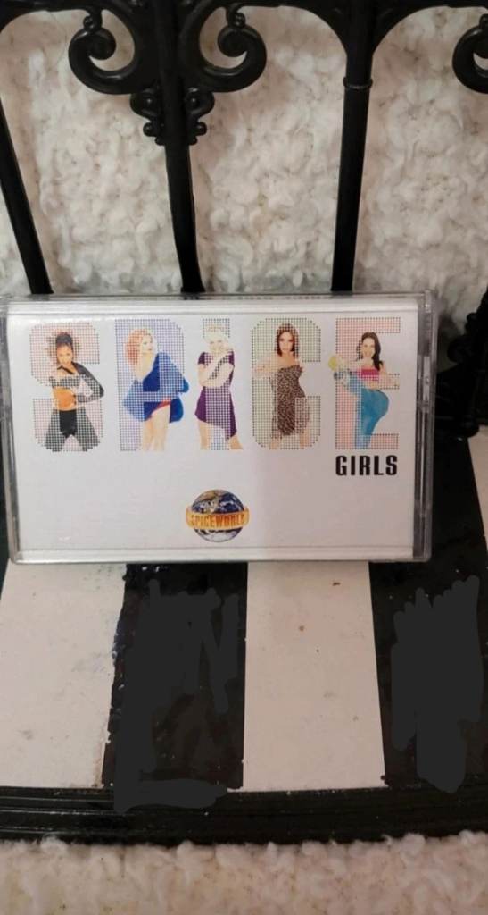 Spice Girls Spiceworld Cassette Tape – Virgin Records, Good Condition