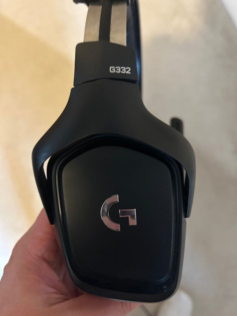 Logitech G332 Gaming Headset – Black and Red, Good Condition