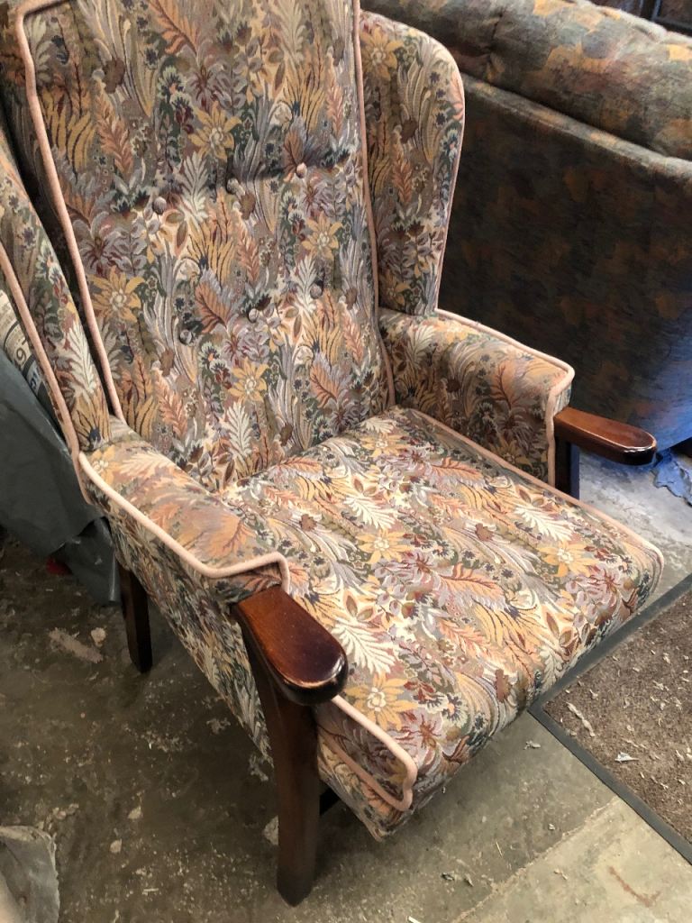 Armchair old style 