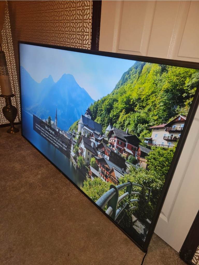 LG 65SJ800V 65-inch Smart 4K UHD TV – Good Condition