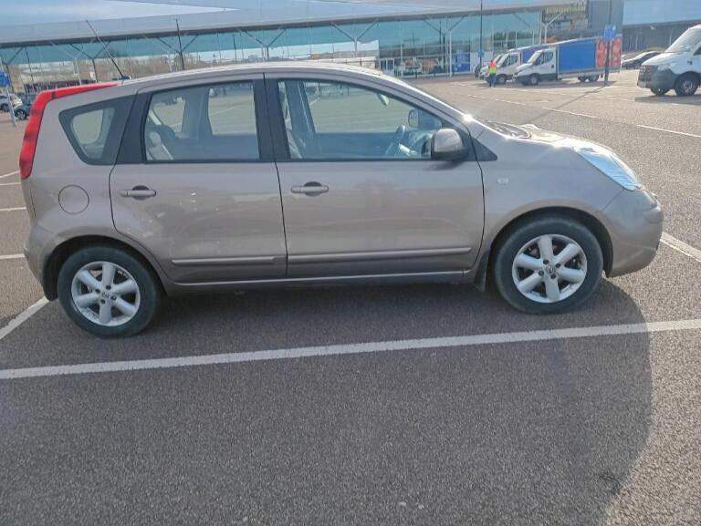 Nissan Note 1.6 Acenta Automatic