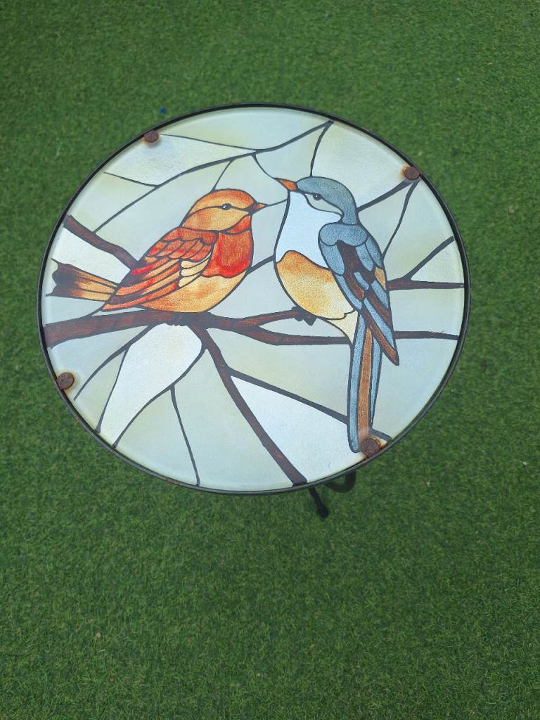 Garden Side Table with Bird Design – Good Condition