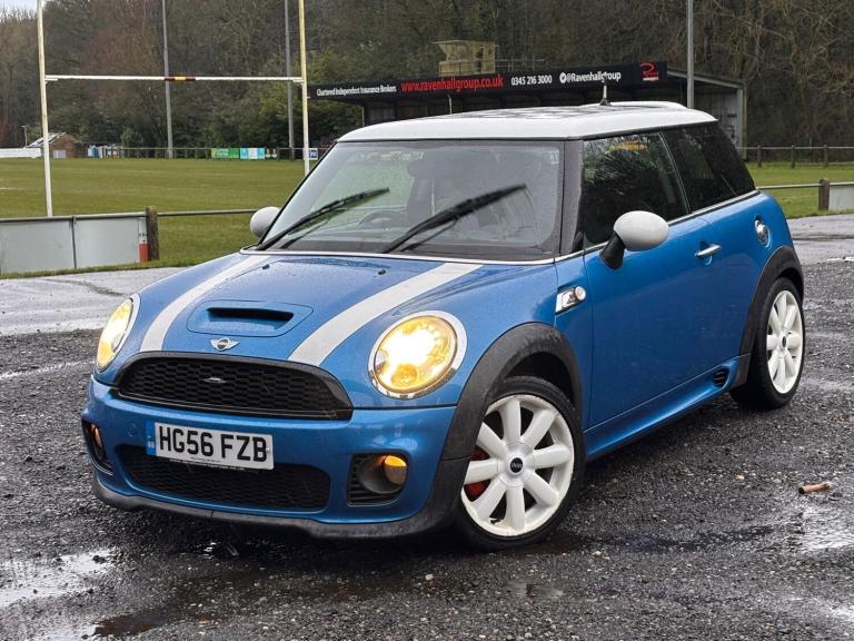 RARE MINI COOPER S MANUAL JOHN COOPER WORKS (JCW) KIT + PAN ROOF + WOW 68k MILES