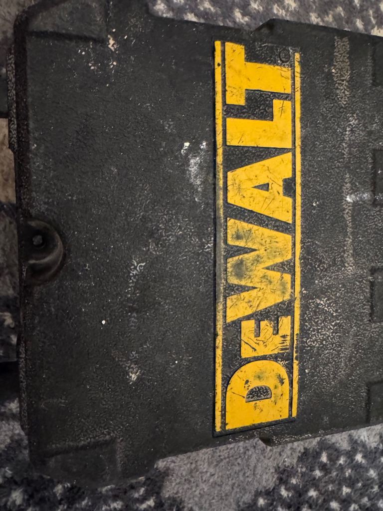 Dewalt DWO88CG Cross Line Red Laser Level