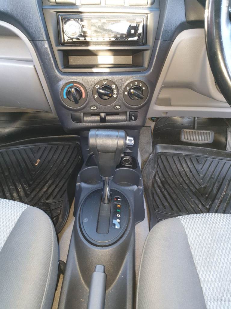 Automatic Kia, PICANTO, Hatchback, 2004, Other, 1086 (cc), 5 doors