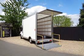 MOVING MAN WITH VAN FULL HOUSE MOVERS 24/7 SHIFTERS OFFICE NATIONWIDE REMOVAL FLAT 