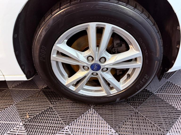 2016 Ford S-Max 1.5T EcoBoost Titanium Euro 6 (s/s) 5dr MPV Petrol Manual