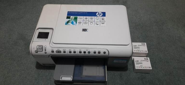 Hewlett Packard HP Photosmart C5280 All-in-One printer, scanner, copier