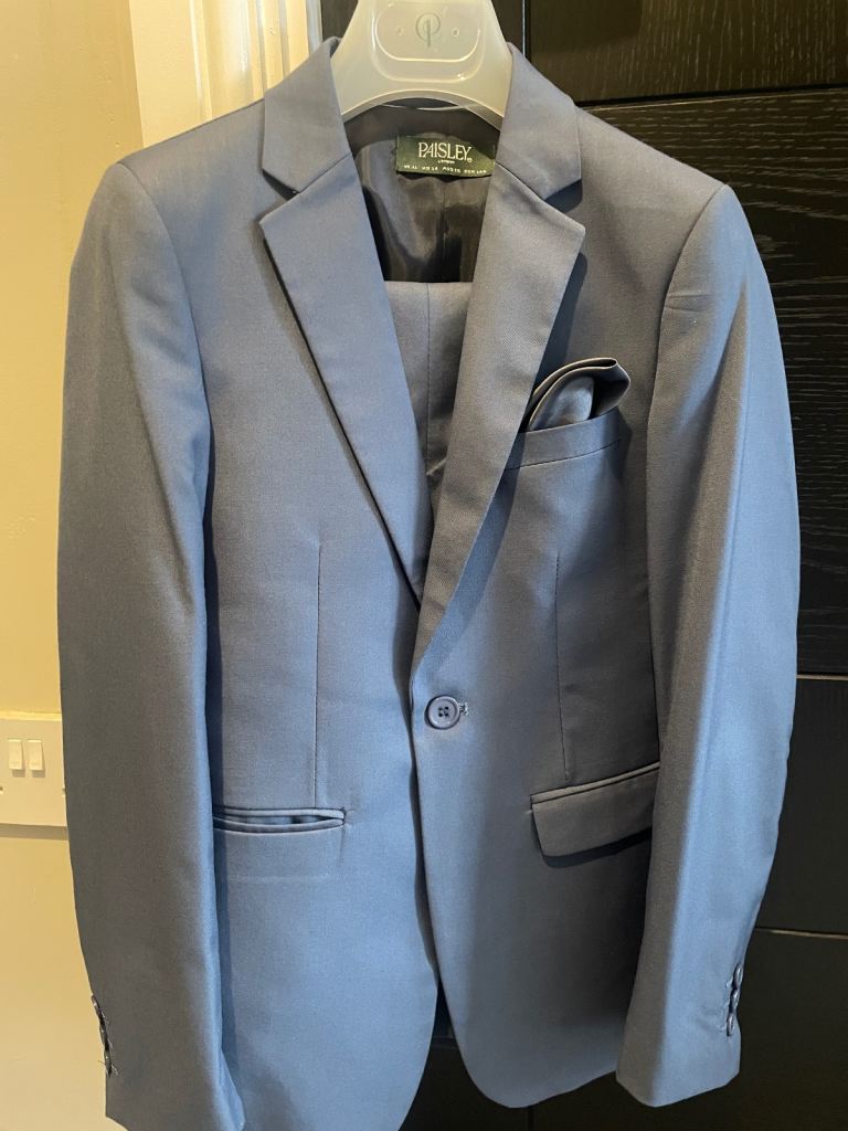 Paisley Of London Boys 5 piece suit RRP £70 !!