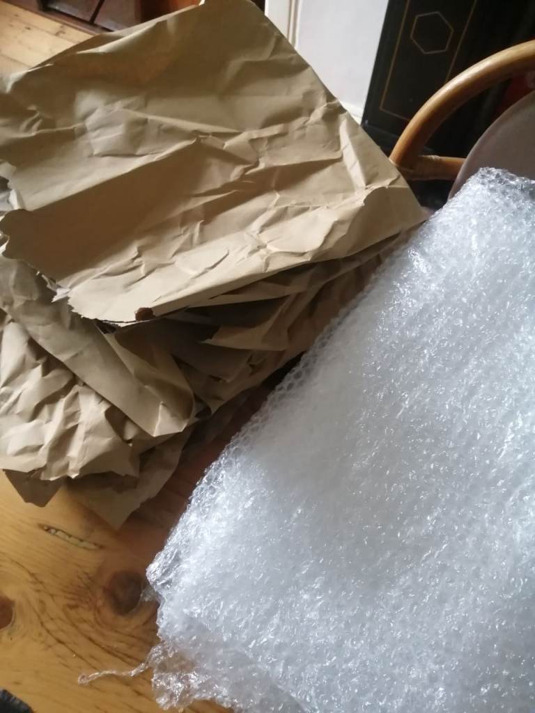 FREE Bubblewrap / paper packaging