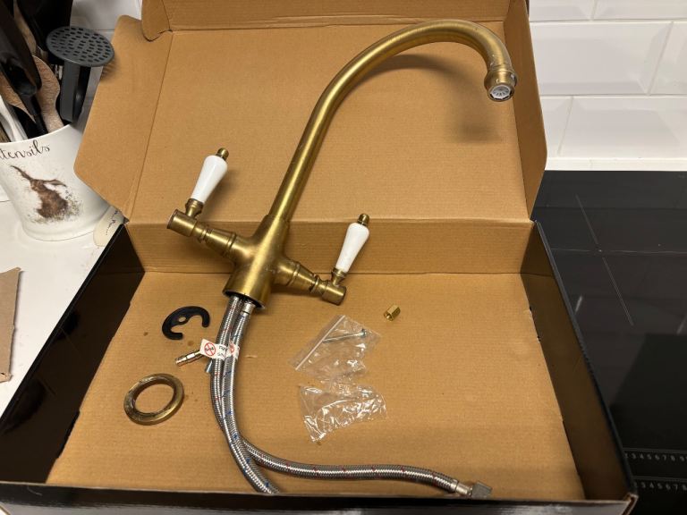 Kitchen mixer tap