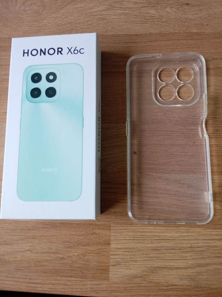 Honor X6c 128GB Midnight Black Mobile Phone with Clear Case – New