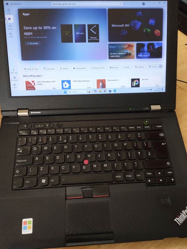 Lenovo. Windows 11, 16GB RAM, i5, 150GB SSD, FULL MICROSOFT OFFICE, Webcam, DVD Multi.