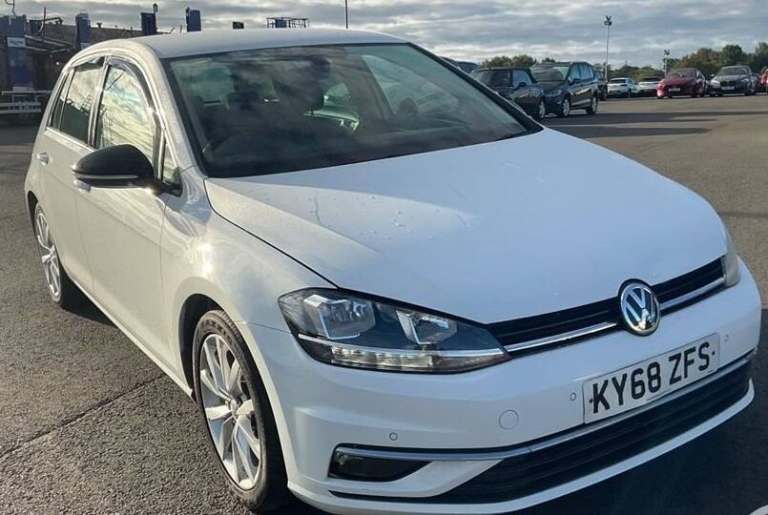 2018 Volkswagen Golf 1.6 TDI GT 5dr ++ NAV / APP CONNECT / ULEZ / DAB / 67 MPG ++ HATCHBACK Diese...