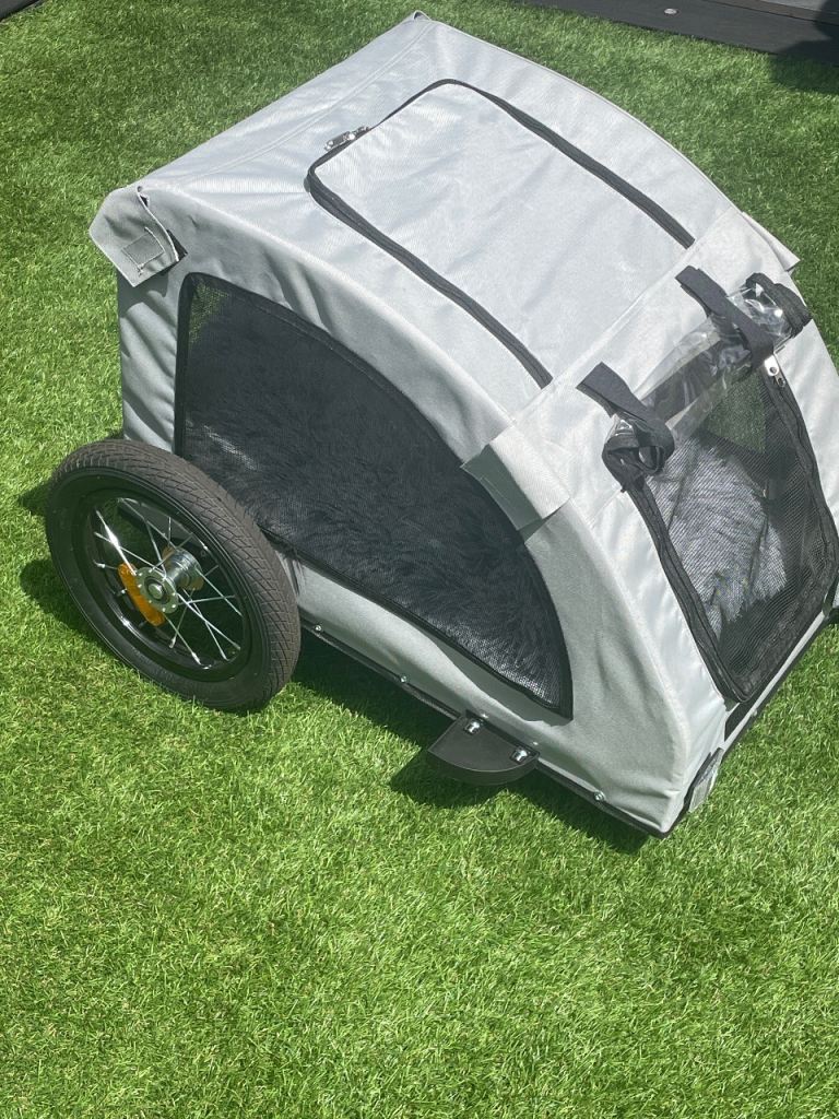 Small dog bike carrying 