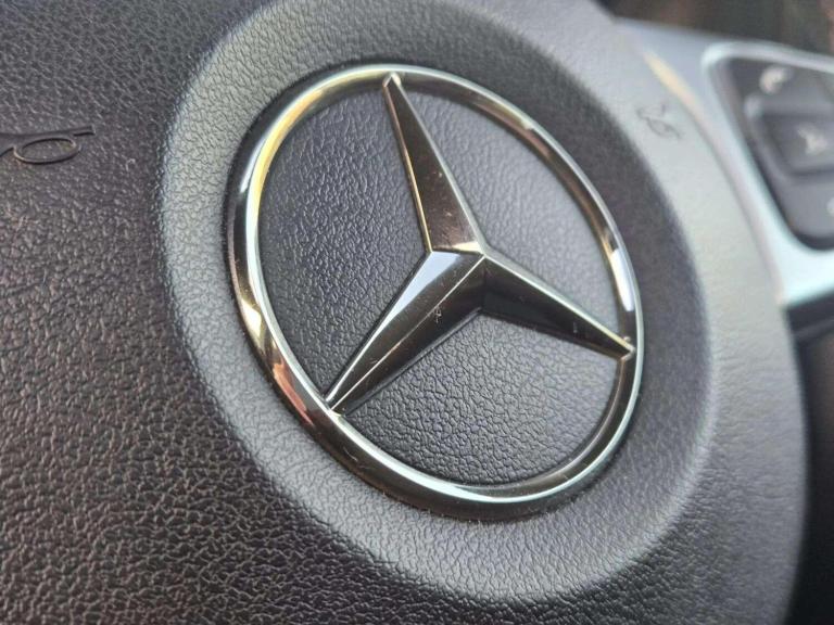 2016 Mercedes-Benz GLA GLA 220d 4Matic AMG Line 5dr Auto [Prem Plus] ESTATE DIESEL Automatic