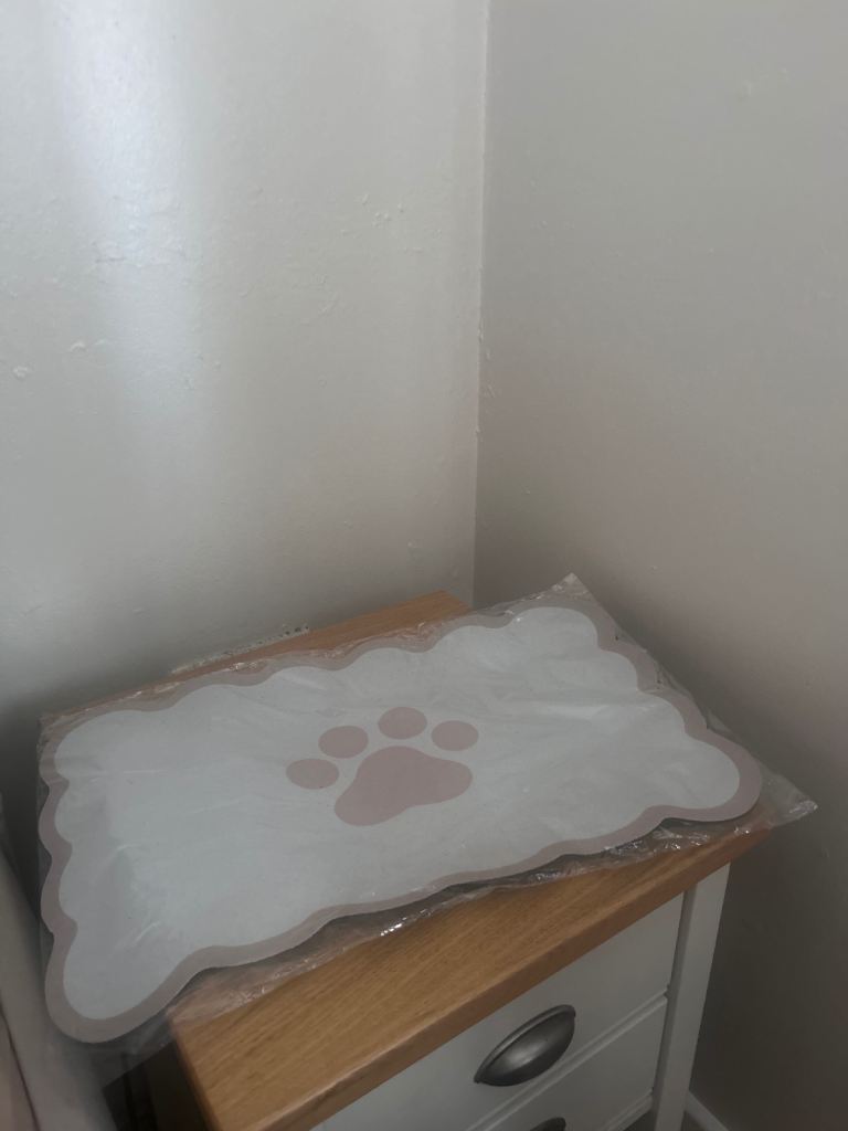 Cat house , nail clipper , mat , foodpot , blanket 