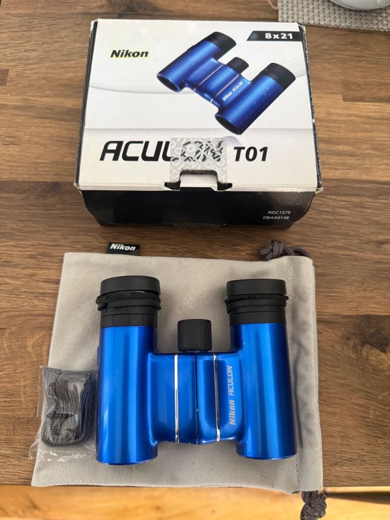 Nikon ACULON T01 8x21 Binoculars – Blue, Like New