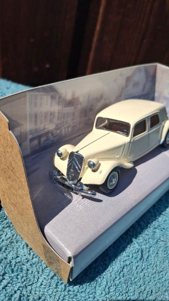 MATCHBOX DINKY 1952 CITROEN 15 CV WHITE DY-22B