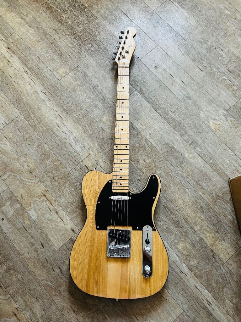 F*nder Tele (Chinese)Electric Guitar - Natural Wood Finish