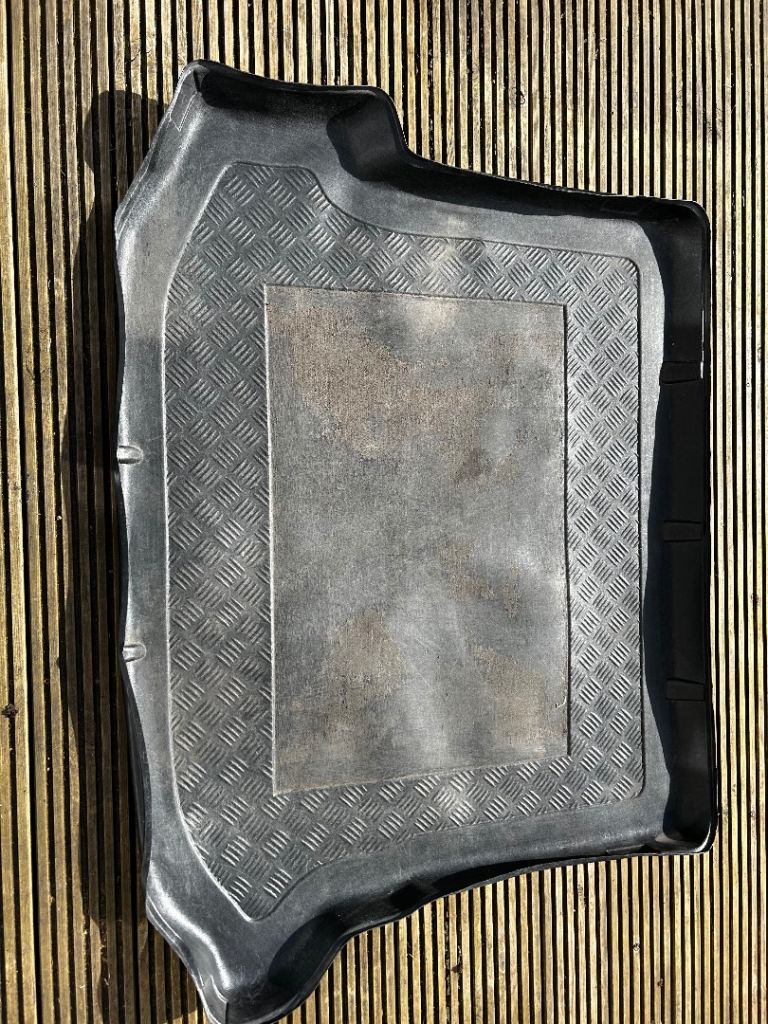 Volvo V60 boot liner