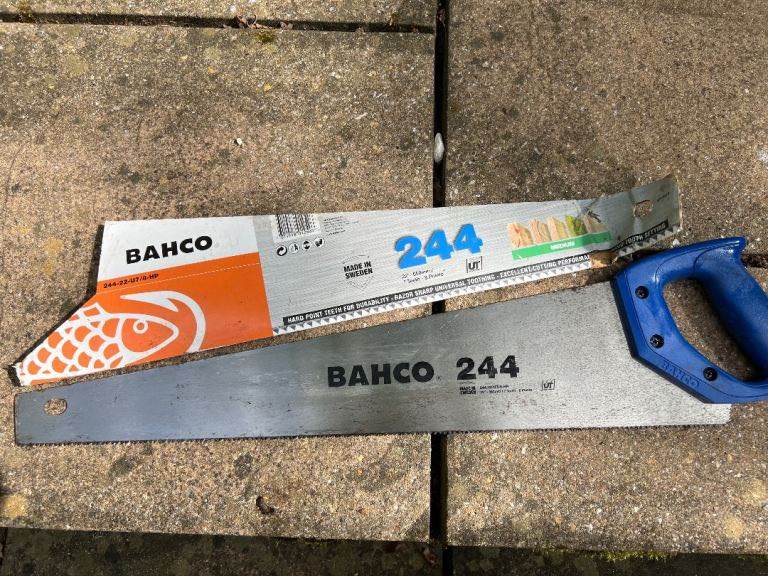 Hand saw