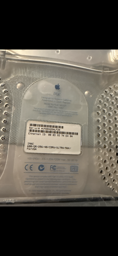 Apple iMac G3 Desktop Computer with Keyboard and Mouse