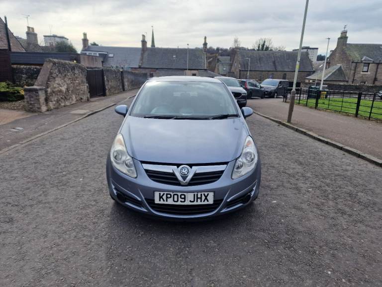 Vauxhall, CORSA, extramaly low mileage Hatchback, 2009, automatic, 1364 (cc), 5 doors