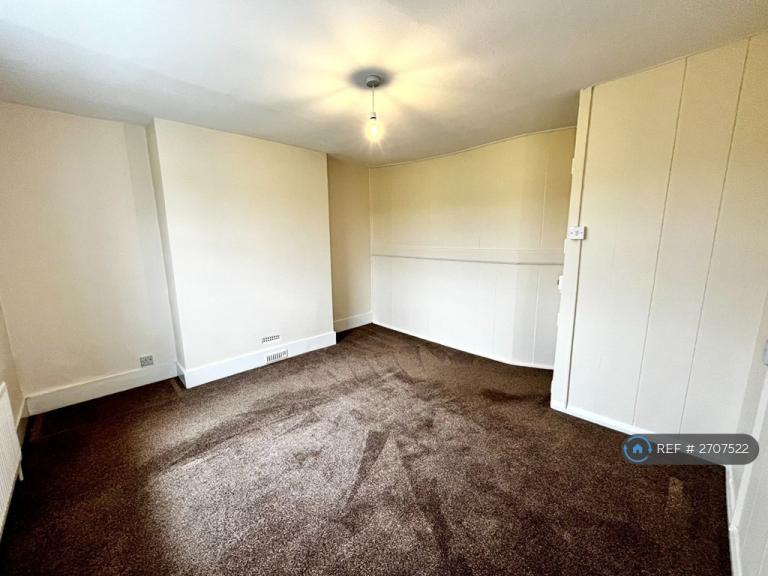 3 bedroom house in Maplehurst Road, West Grinstead, Horsham, RH13 (3 bed) (#2707522)