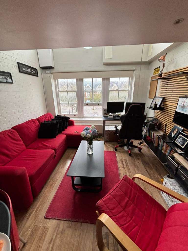 One bed flat to Let 6 - Ideal for a Single professional / Woolwich £1350 