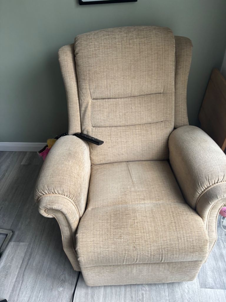 rise and recline electric chair