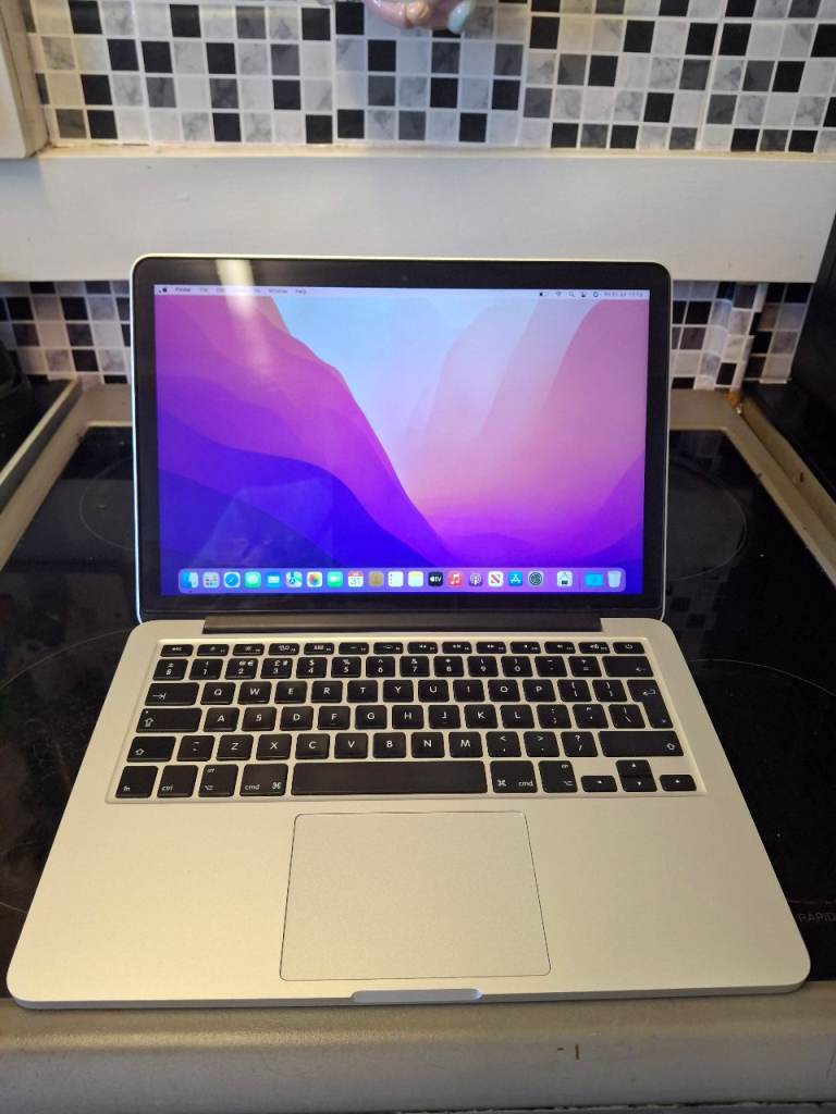 Apple MacBook Pro 13-inch (Early 2015) 128GB - Good Condition