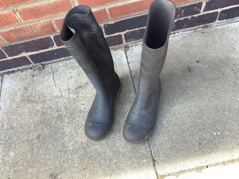 Men’s steel toe cap wellingtons size 9