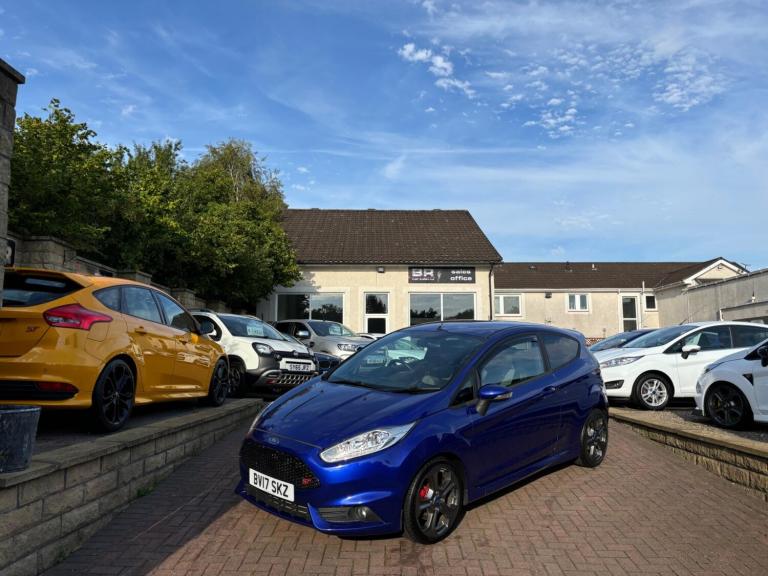 2017 Ford Fiesta 1.6T EcoBoost ST-2 Euro 6 3dr HATCHBACK Petrol Manual