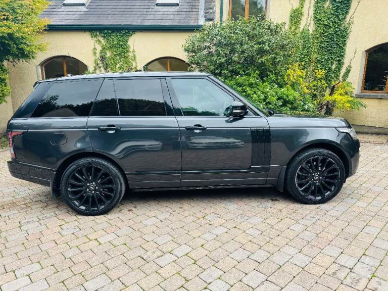 RANGE ROVER SDV8 Vogue SE - bmw x5 audi q7 sport mercedes 4x4 jeep porsche