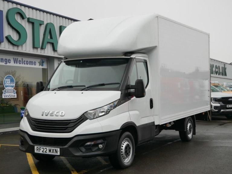 2022 IVECO DAILY 35S14 2.3D 134 BHP 3450 BUSINESS LUTON ( TAIL-LIFT )