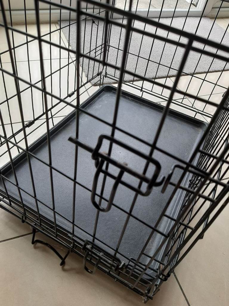 Adjustable cage 