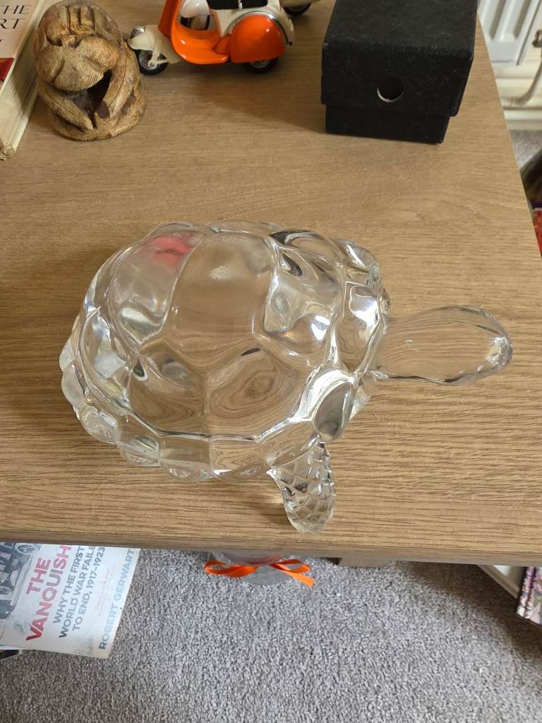 Crystal glass tortoise 